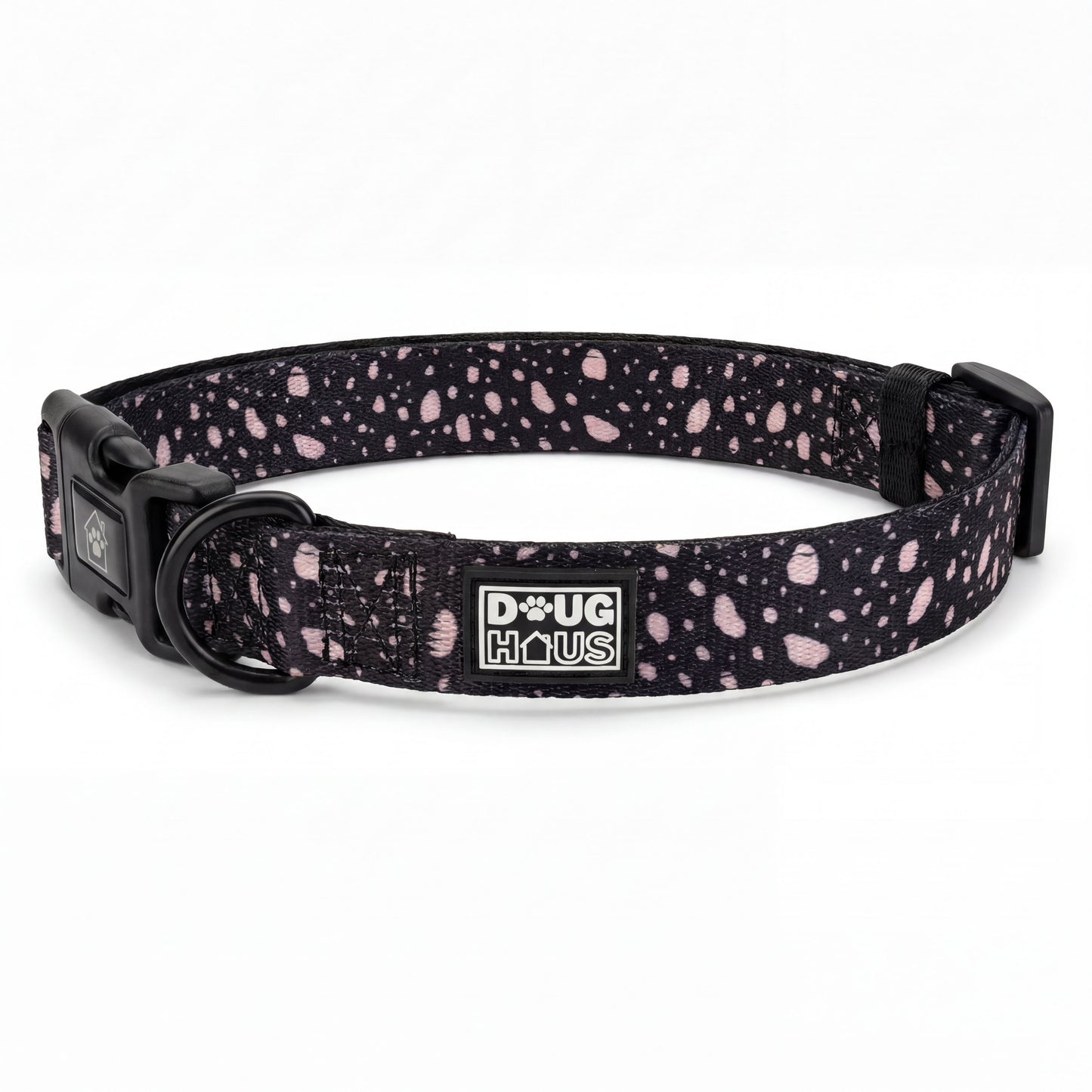 Minimalist dog collar in black and beige
